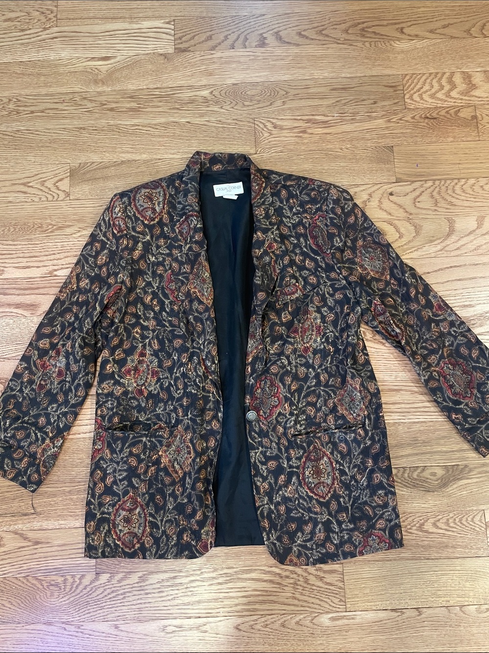 Casual Corner Black Paisley Floral Blazer with Red and Tan Accents